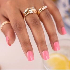 ⭐️NEW Red Aspen Press On Nail Dashes